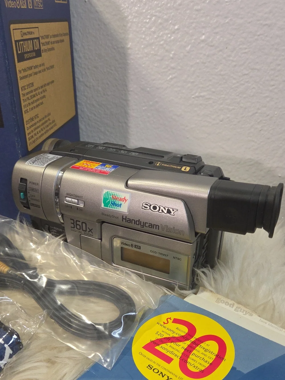 Open Box Sony CCD-TRV57 Handycam Vision Video8 XR Camcorder Complete Tested